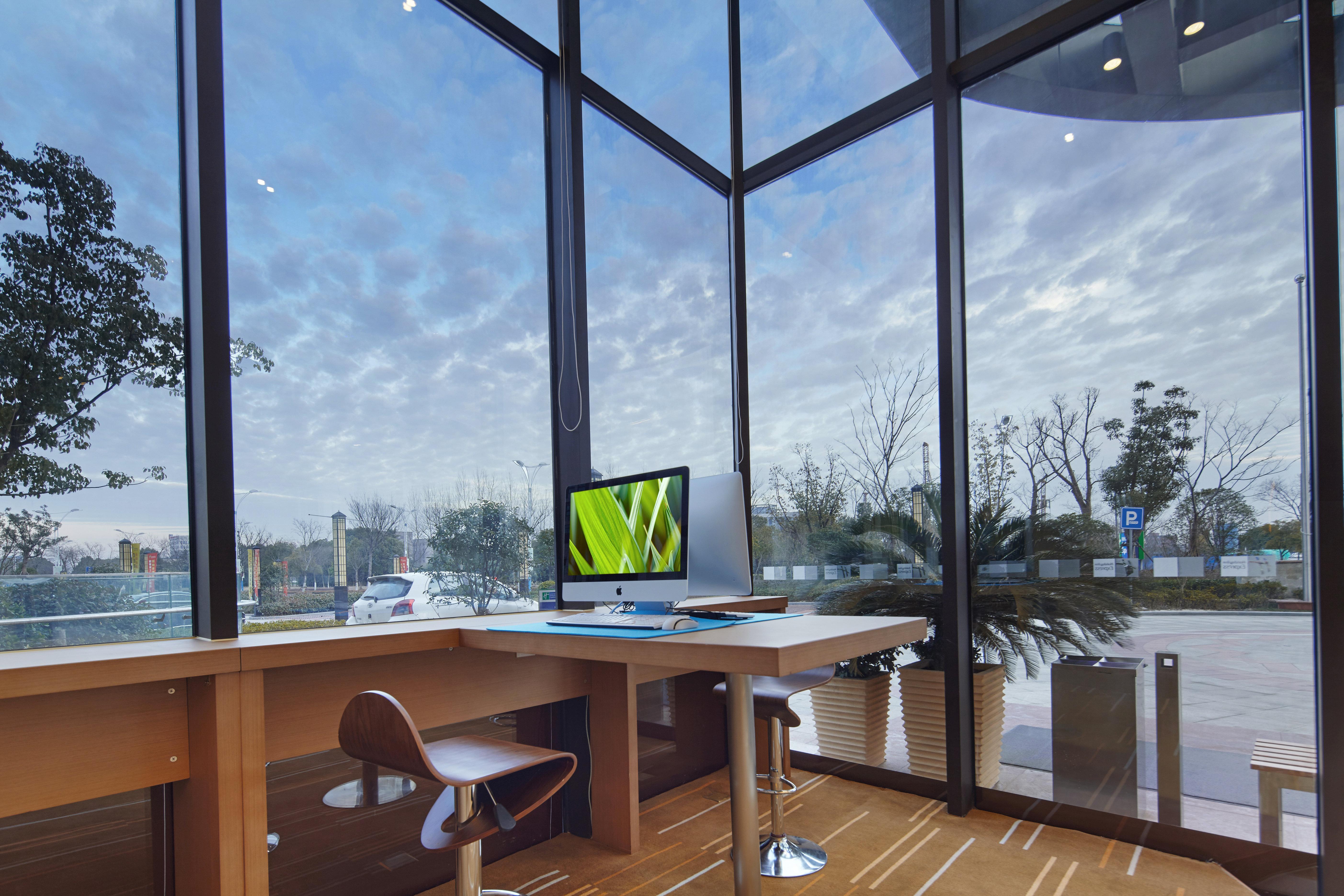 Holiday Inn Express Shanghai Jiading Industry Park By Ihg Zewnętrze zdjęcie
