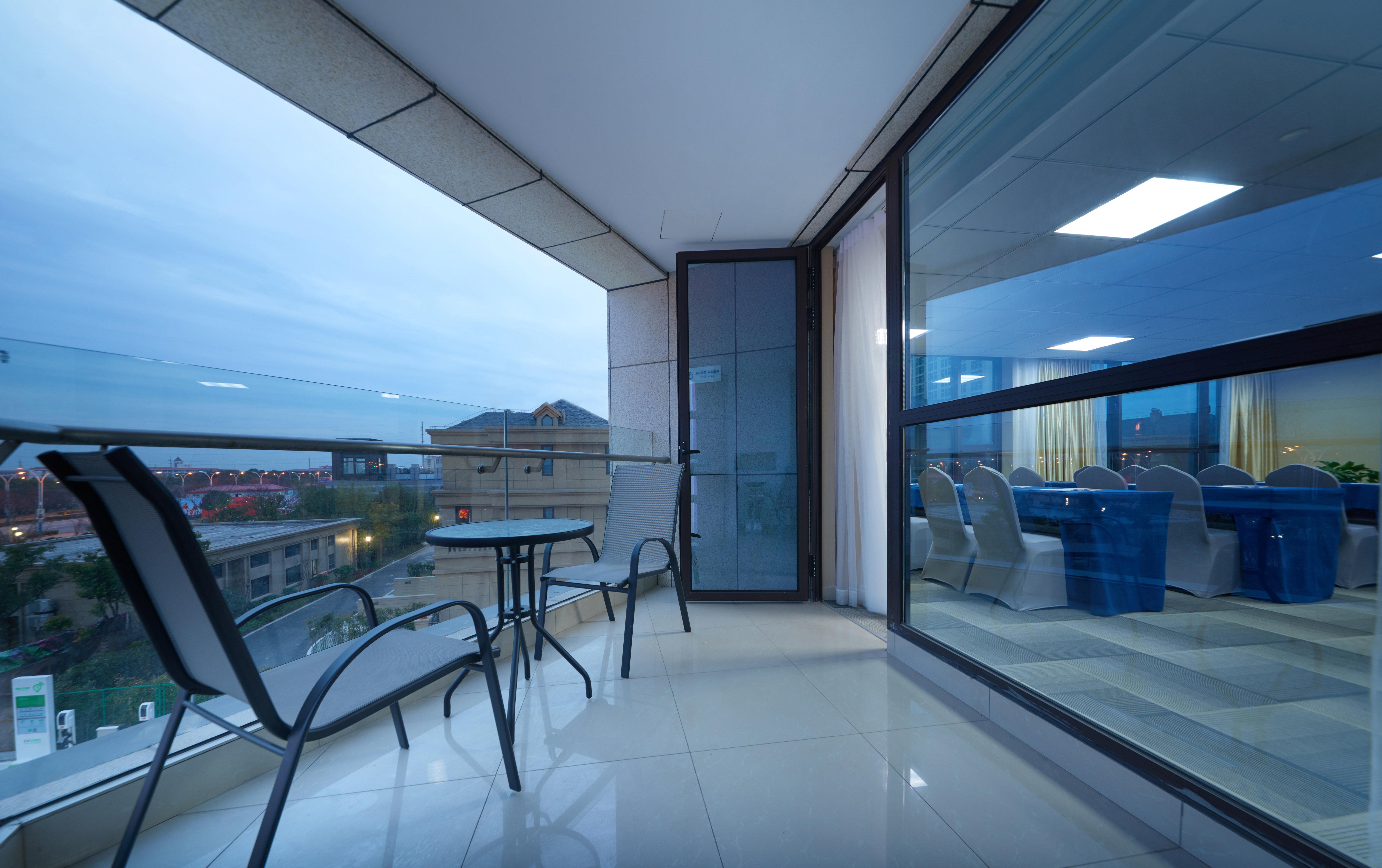 Holiday Inn Express Shanghai Jiading Industry Park By Ihg Zewnętrze zdjęcie
