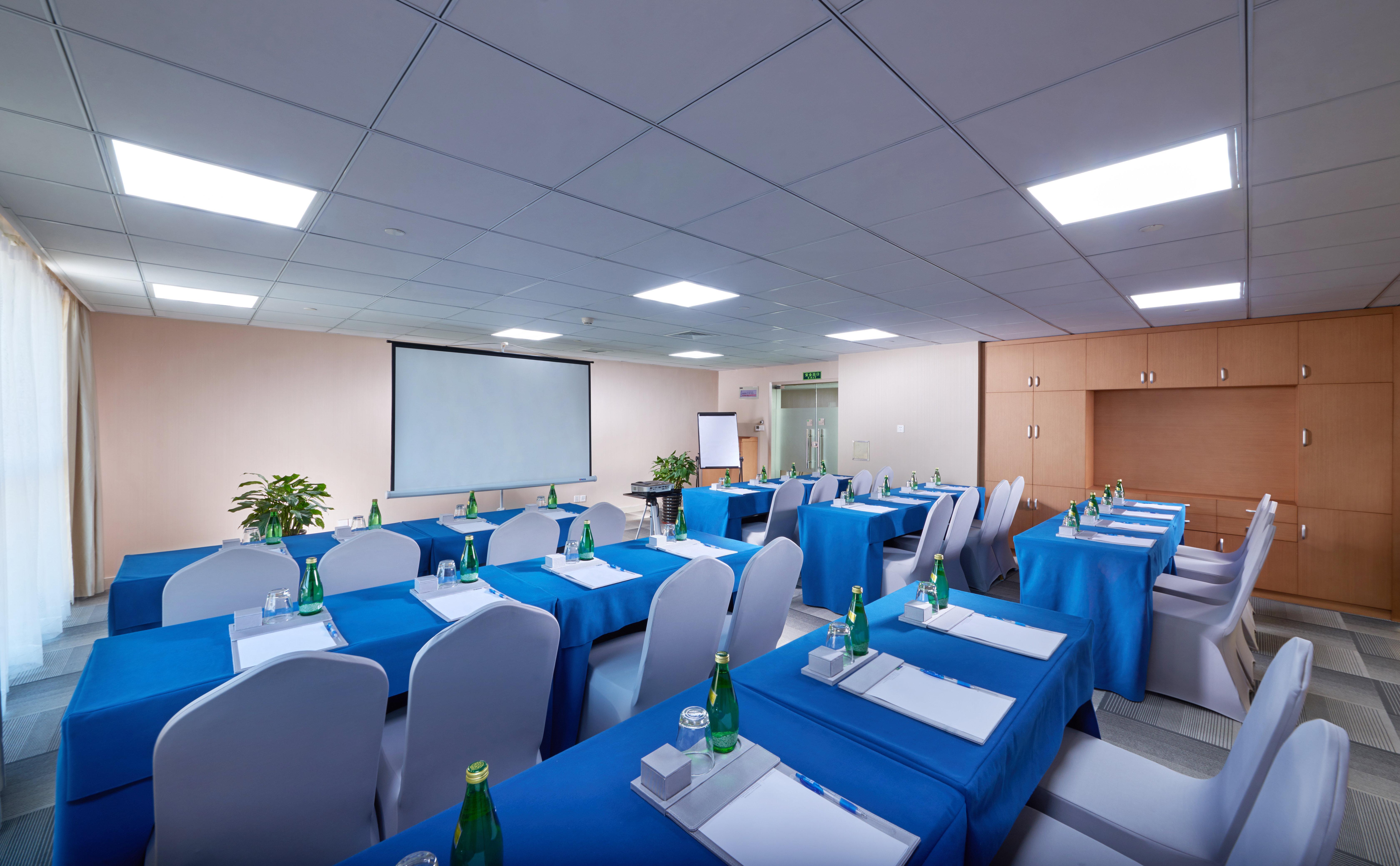Holiday Inn Express Shanghai Jiading Industry Park By Ihg Zewnętrze zdjęcie
