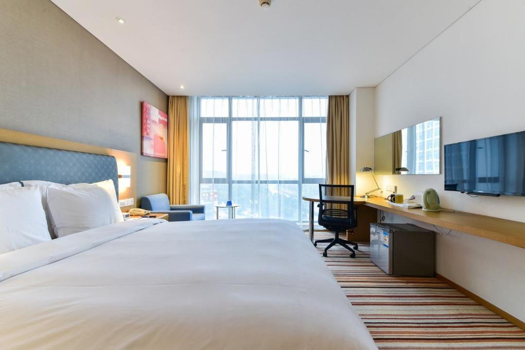 Holiday Inn Express Shanghai Jiading Industry Park By Ihg Zewnętrze zdjęcie