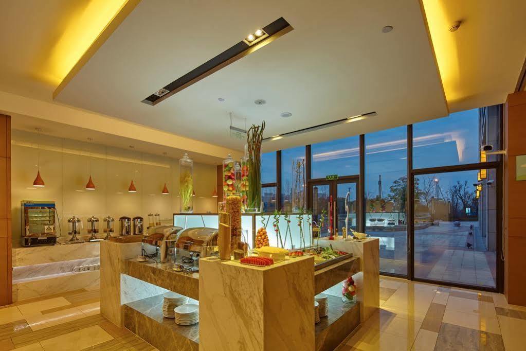 Holiday Inn Express Shanghai Jiading Industry Park By Ihg Zewnętrze zdjęcie