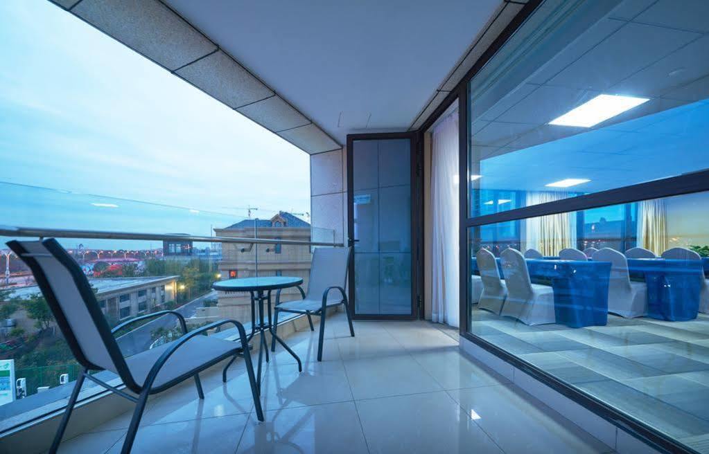 Holiday Inn Express Shanghai Jiading Industry Park By Ihg Zewnętrze zdjęcie